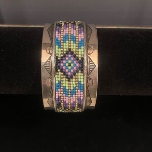 MYRA-Geyser Draw Beaded Bracelet